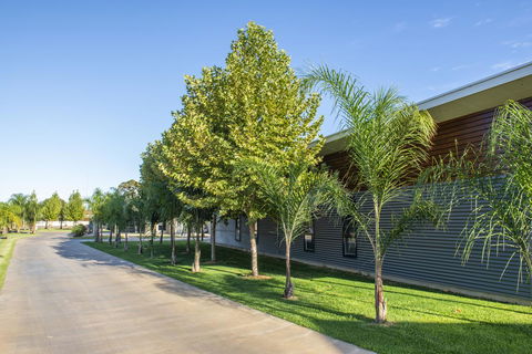 Paringa Resort - Accommodation Rockhampton 16