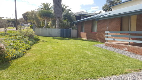 Breeze On Scenic - Accommodation Rockhampton 2