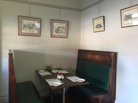 Ten Dollar Town Motel - Accommodation Rockhampton 2