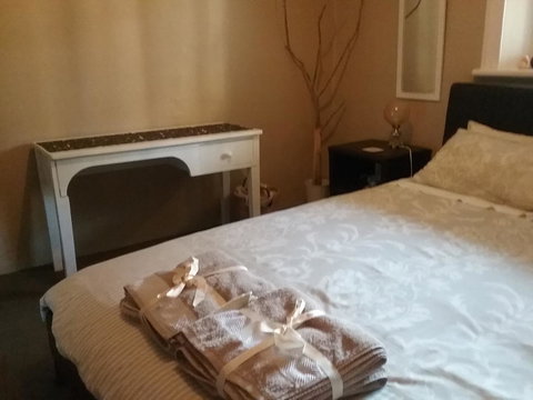 The Pig And Whistle - Accommodation Rockhampton 30