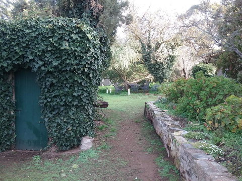 The Pig And Whistle - Accommodation Rockhampton 25