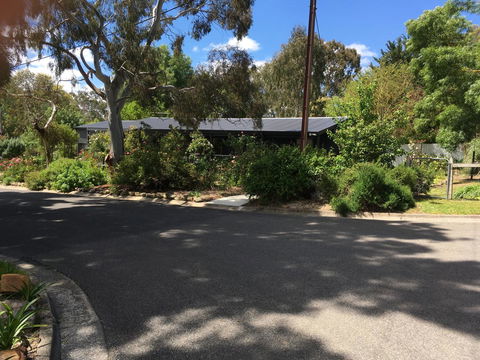 Hilltop Too - Accommodation Rockhampton 22