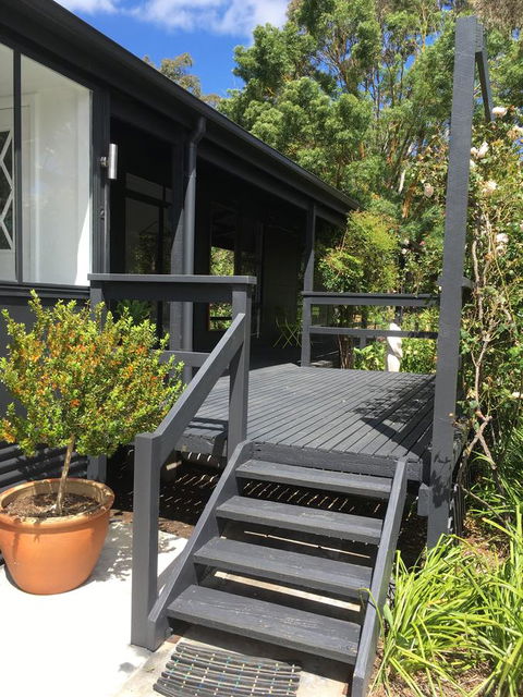 Hilltop Too - Accommodation Rockhampton 1