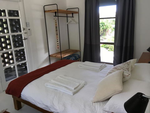 Hilltop Too - Accommodation Rockhampton 20