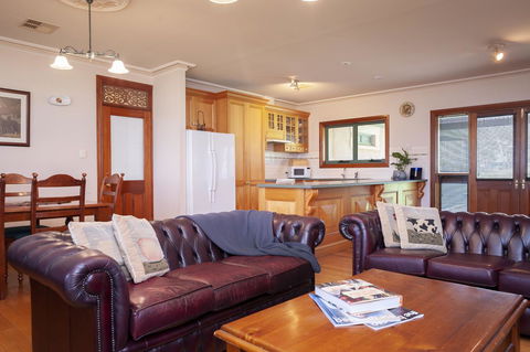 Angaston Saleyards Luxury Accommodation - Accommodation Rockhampton 5