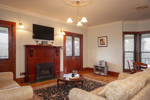 Angaston Saleyards Luxury Accommodation - Accommodation Rockhampton 8