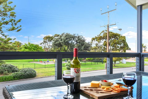 'Hope House' - Encounter Bay - Accommodation Rockhampton 1