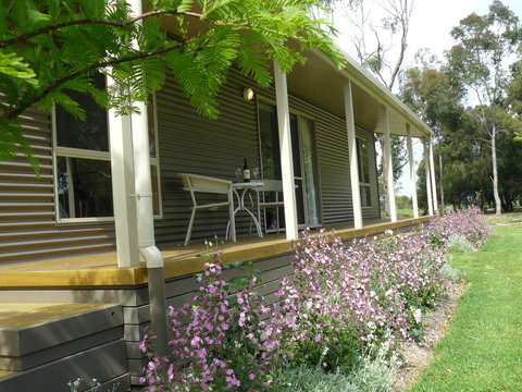 Camawald Coonawarra Cottage B&B - Accommodation Rockhampton 1