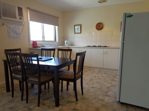 Marion Bay Holiday Villas - Accommodation Rockhampton 14