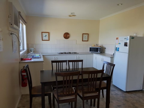Marion Bay Holiday Villas - Accommodation Rockhampton 9