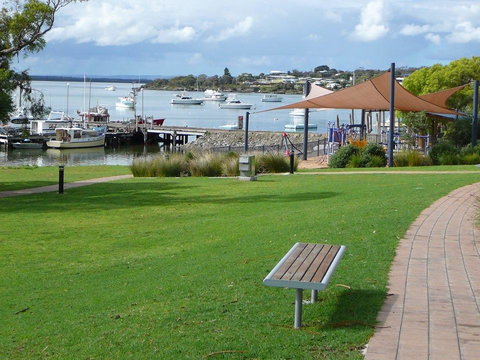 Longbeach Apartments - Accommodation Rockhampton 10