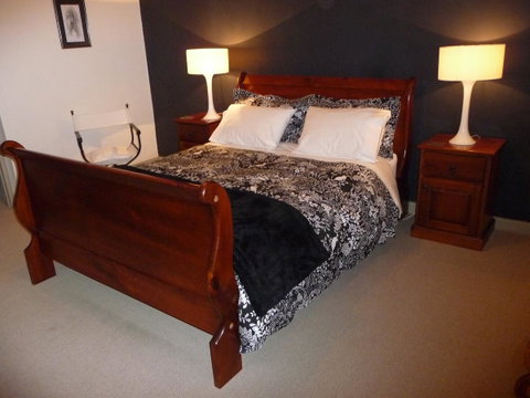 Country Bakehouse Accommodation - Accommodation Rockhampton 11