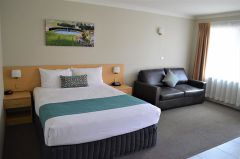 Bathurst Motor Inn - Accommodation Rockhampton 2