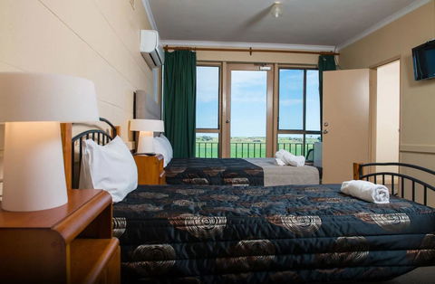 Tailem Bend Riverside Hotel - Accommodation Rockhampton 1