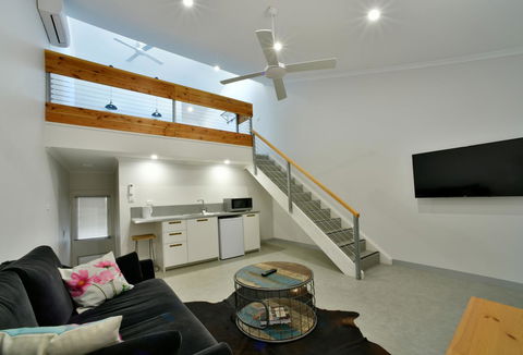 Great Northern Lodge - Accommodation Rockhampton 1