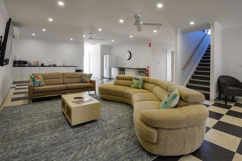 Great Northern Lodge - Accommodation Rockhampton 21