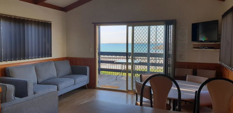 Wallaroo Beachfront Tourist Park - Accommodation Rockhampton 5