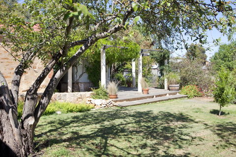 The Fruiterer's - Accommodation Rockhampton 7