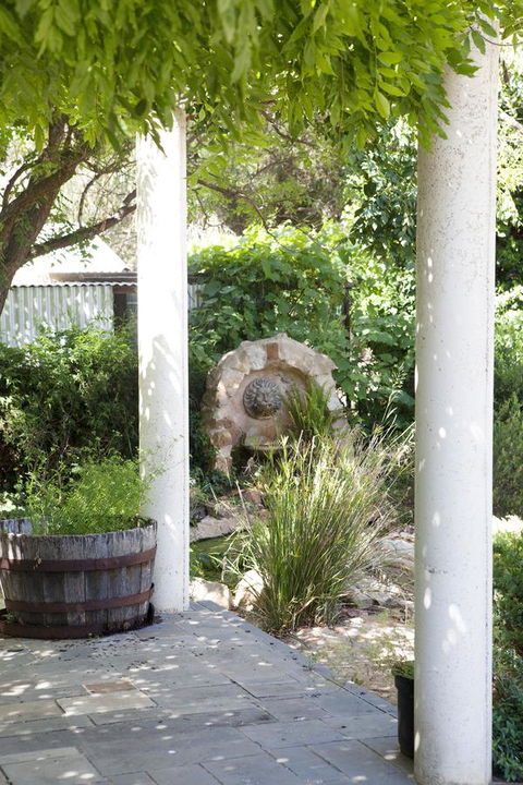 The Fruiterer's - Accommodation Rockhampton 8