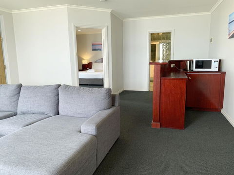 Hilton Beachfront Motel - Accommodation Rockhampton 16
