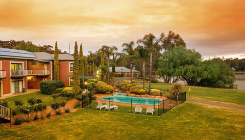 Clare Country Club - Accommodation Rockhampton 0