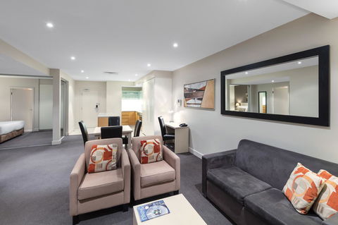 Apartments @ 16 Holdfast - Accommodation Rockhampton 8