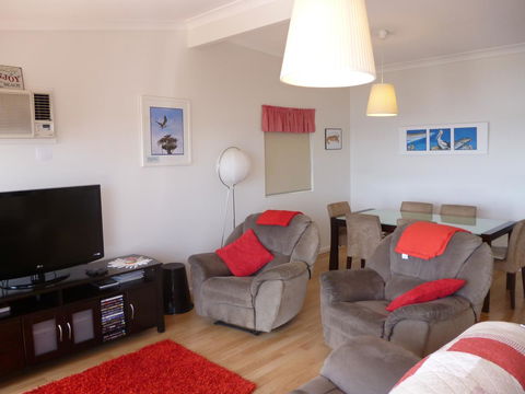 Seascape - Accommodation Rockhampton 7