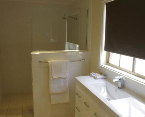 Clare Central - Accommodation Rockhampton 27