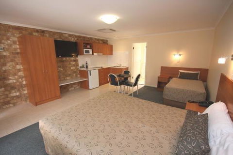 Clare Central - Accommodation Rockhampton 39