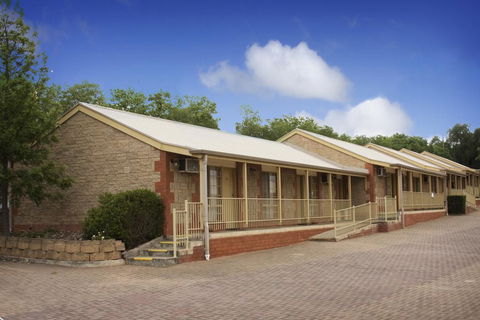 Clare Central - Accommodation Rockhampton 7
