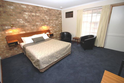 Clare Central - Accommodation Rockhampton 41