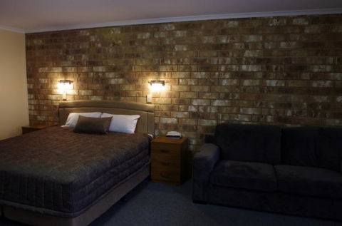 Clare Central - Accommodation Rockhampton 28