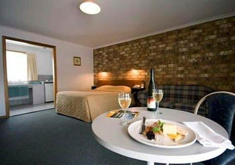 Clare Central - Accommodation Rockhampton 30