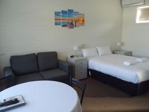 Guichen Bay Motel - Accommodation Rockhampton 3