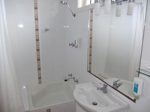 Guichen Bay Motel - Accommodation Rockhampton 43