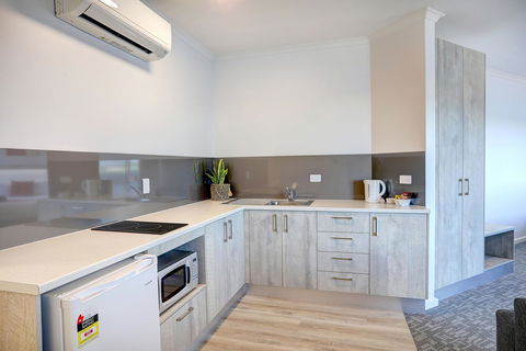 Limani Motel - Accommodation Rockhampton 13