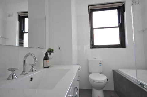 The One @ Henley Beach - Accommodation Rockhampton 4