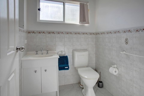 Bay Bliss - Accommodation Rockhampton 9