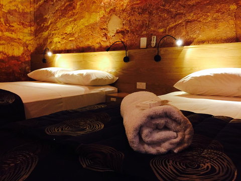The Lookout Cave Underground Motel - Accommodation Rockhampton 28