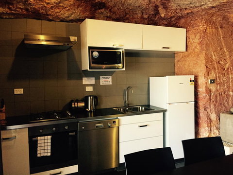 The Lookout Cave Underground Motel - Accommodation Rockhampton 29