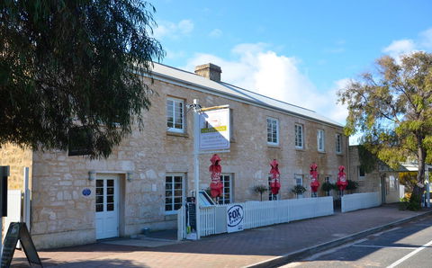 Caledonian Inn - Accommodation Rockhampton 28