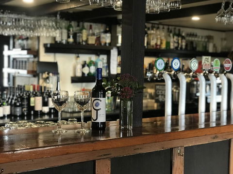 Caledonian Inn - Accommodation Rockhampton 2