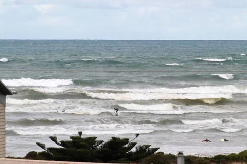 SeaWatch-Sea Views - Accommodation Rockhampton 2