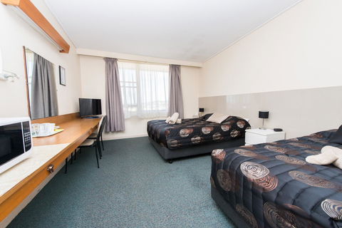 Blue Lake Motel - Accommodation Rockhampton 12