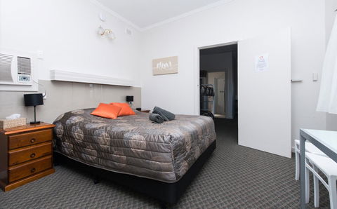 Blue Lake Motel - Accommodation Rockhampton 10