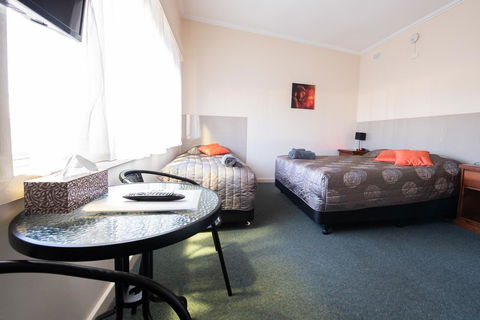 Blue Lake Motel - Accommodation Rockhampton 15