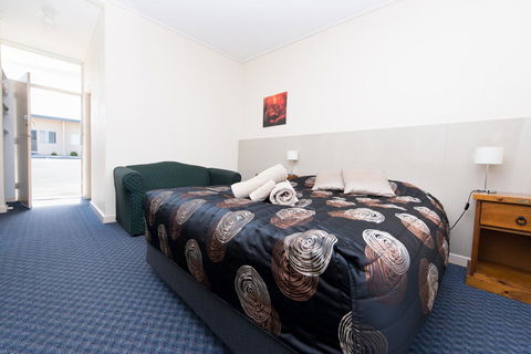 Blue Lake Motel - Accommodation Rockhampton 13