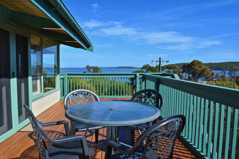 Dolphinview - Accommodation Rockhampton 0