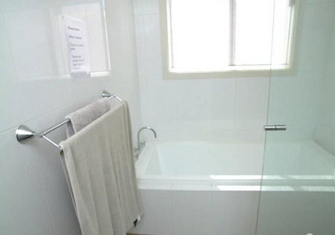 Rosie\'s - Accommodation Rockhampton 7