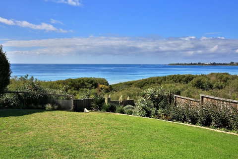 Culburra Beachhouse - Accommodation Rockhampton 17